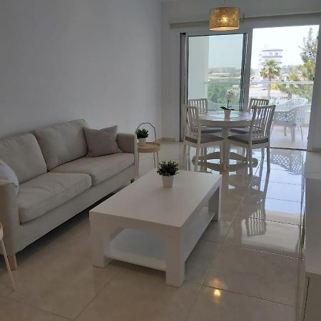 Dinglis Residences 31 Larnaca Extérieur photo