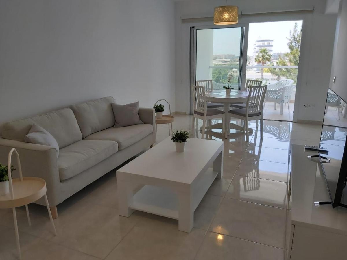 Dinglis Residences 31 Larnaca Extérieur photo