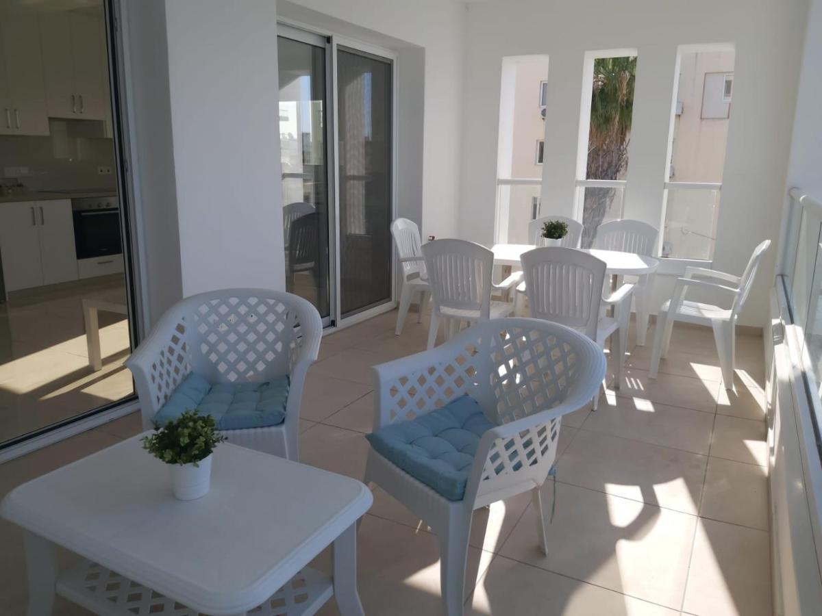 Dinglis Residences 31 Larnaca Extérieur photo