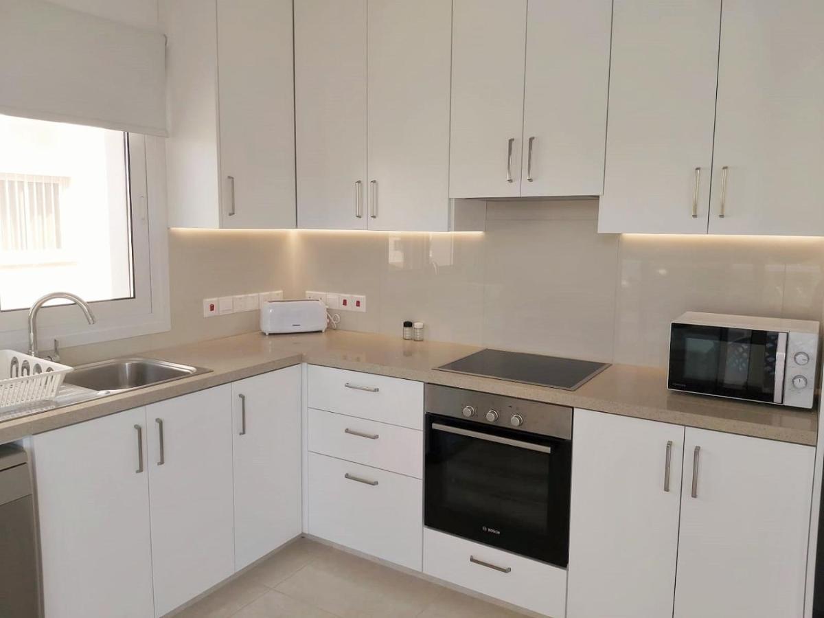 Dinglis Residences 31 Larnaca Extérieur photo