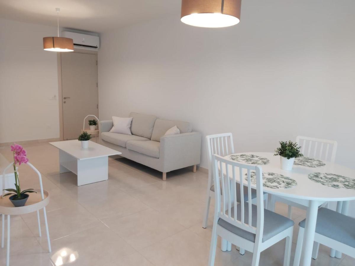 Dinglis Residences 31 Larnaca Extérieur photo
