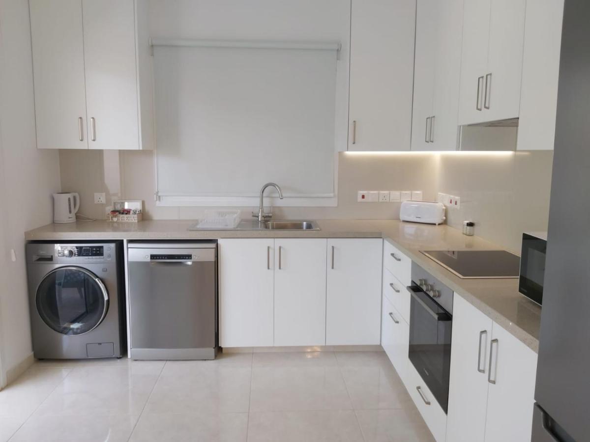 Dinglis Residences 31 Larnaca Extérieur photo