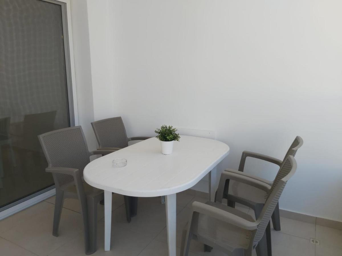 Dinglis Residences 31 Larnaca Extérieur photo